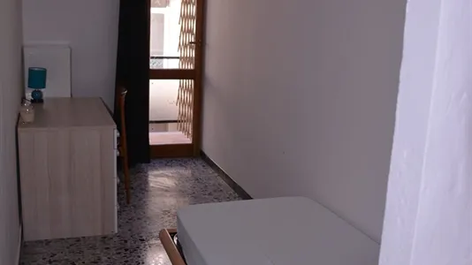 Rooms in Cagliari - photo 6