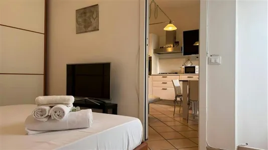 Apartments in Roma Municipio V β Prenestino/Centocelle - photo 7