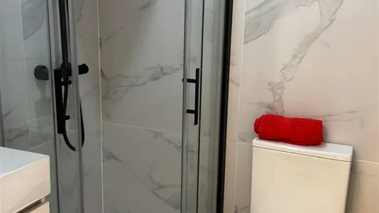 Rooms in Madrid Salamanca - photo 5