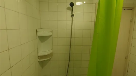 Rooms in Granada - photo 5