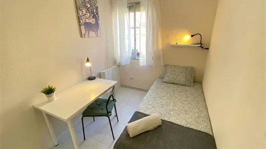 Rooms in Coslada - photo 2