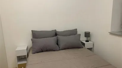 Apartment for rent in Milano Zona 8 - Fiera, Gallaratese, Quarto Oggiaro, Milan