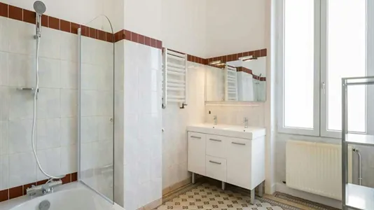 Rooms in Lyon - photo 8