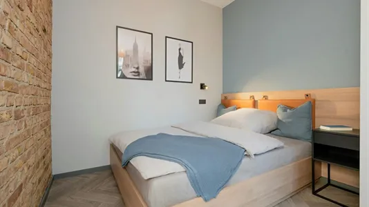 Apartments in Berlin Tempelhof-Schöneberg - photo 2