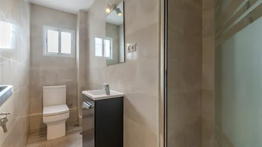 Rooms in Madrid Tetuán - photo 10