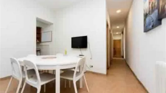 Rooms in Madrid Centro - photo 5