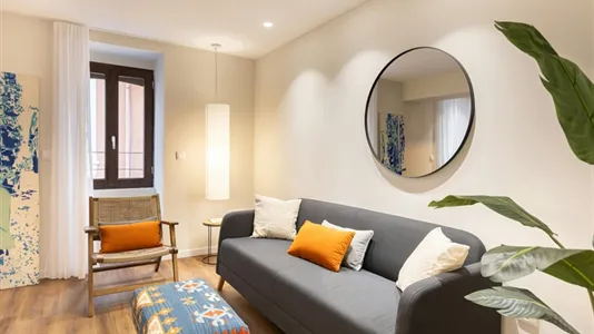 Apartments in Valencia Ciutat Vella - photo 4