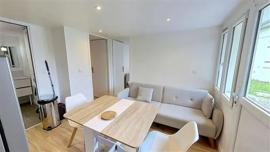 Houses in Bordeaux - photo 4