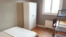 Room for rent, Lyon, Auvergne-Rhône-Alpes, <span class="blurred street" onclick="ProcessAdRequest(9636737)"><span class="hint">See streetname</span>[xxxxxxxxxxxxx]</span>