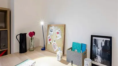 Room for rent in Milano Zona 1 - Centro storico, Milan