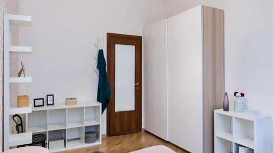 Rooms in Milano Zona 5 - Vigentino, Chiaravalle, Gratosoglio - photo 3