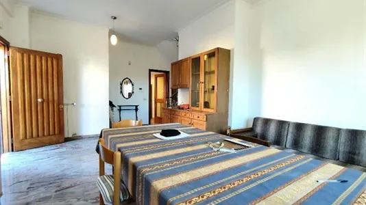 Apartments in Roma Municipio XI – Arvalia/Portuense - photo 1