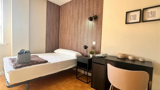 Rooms in Madrid Tetuán - photo 8