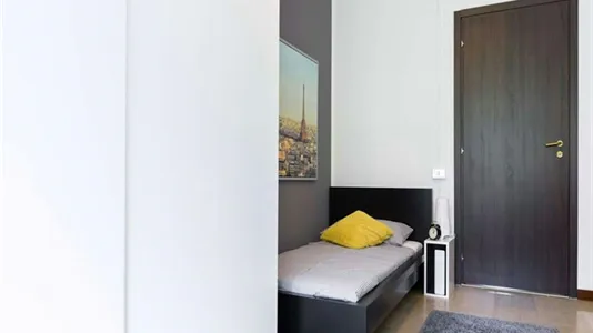Rooms in Milano Zona 7 - Baggio, De Angeli, San Siro - photo 9
