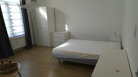 Apartments in Brussels Sint-Gillis - photo 6