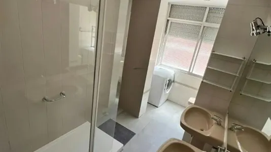 Rooms in Madrid Salamanca - photo 8