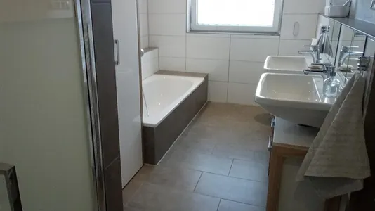 Houses in Kiel - photo 8