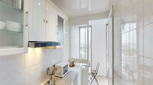 Rooms in Paris 19ème arrondissement - photo 9