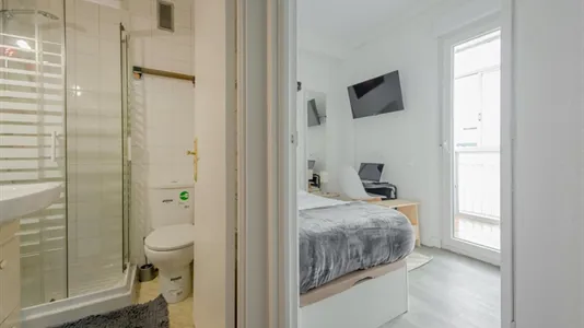 Rooms in Madrid Retiro - photo 8