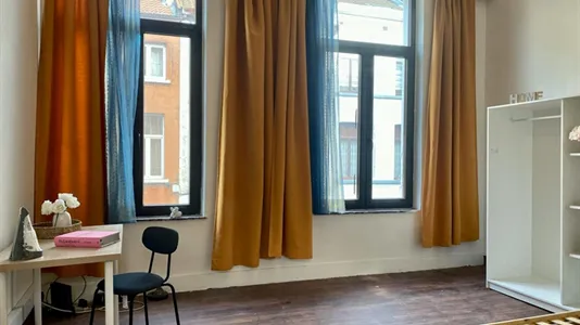 Rooms in Brussels Schaarbeek - photo 5