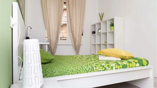 Rooms in Milano Zona 8 - Fiera, Gallaratese, Quarto Oggiaro - photo 1