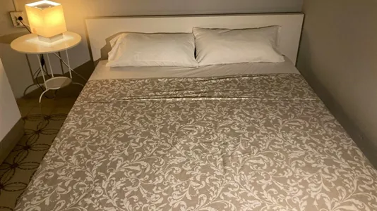 Rooms in Barcelona Eixample - photo 8