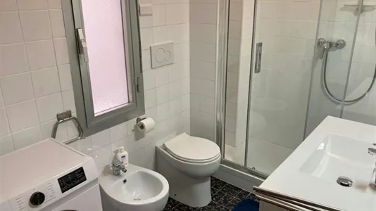 Rooms in Genoa - photo 6