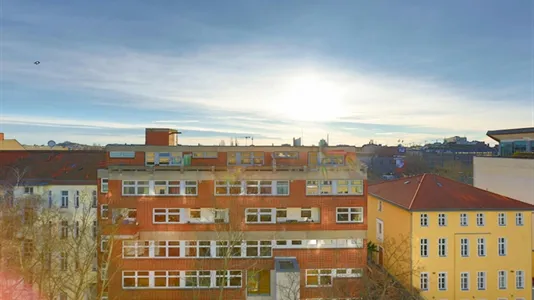 Rooms in Berlin Mitte - photo 9