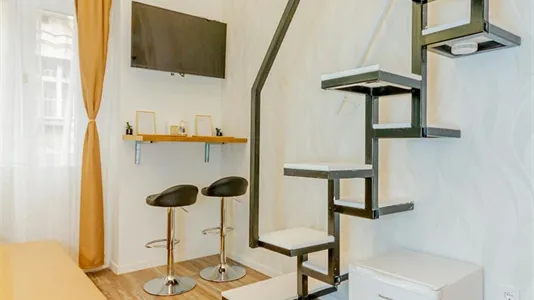 Apartments in Budapest Terézváros - photo 7