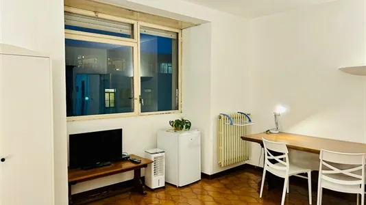 Rooms in Milano Zona 8 - Fiera, Gallaratese, Quarto Oggiaro - photo 4