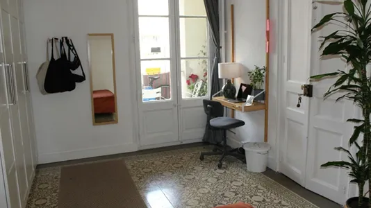Rooms in Barcelona Eixample - photo 3