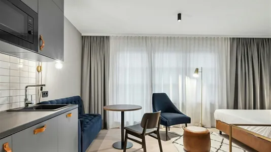 Apartments in Berlin Lichtenberg - photo 4