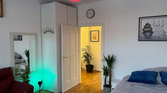 Rooms in Berlin Friedrichshain-Kreuzberg - photo 2