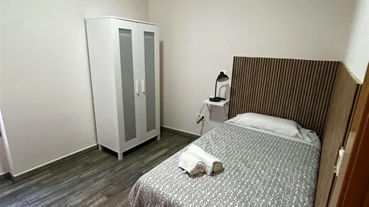Rooms in León - photo 1