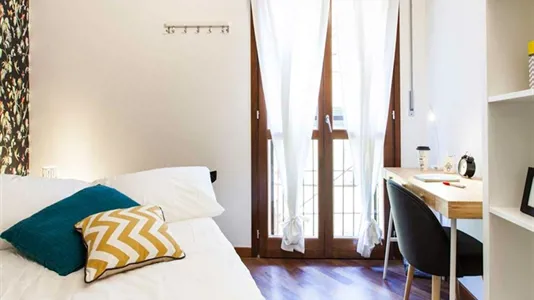 Rooms in Milano Zona 5 - Vigentino, Chiaravalle, Gratosoglio - photo 2