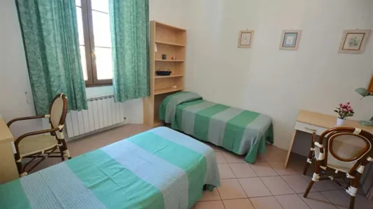 Apartments in Florence - photo 2