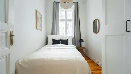 Apartments in Berlin Charlottenburg-Wilmersdorf - photo 10