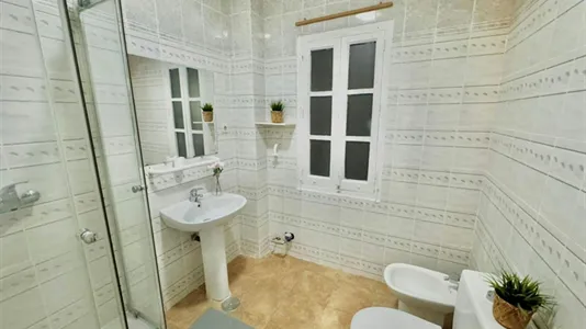 Rooms in Madrid Carabanchel - photo 8