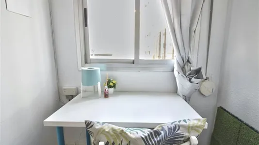 Rooms in Valencia L'Eixample - photo 4