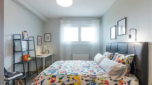 Rooms in Bilbao - photo 4