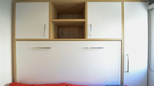 Rooms in Bilbao - photo 4