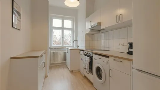 Rooms in Berlin Friedrichshain-Kreuzberg - photo 5