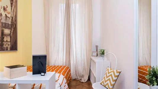 Rooms in Milano Zona 2 - Stazione Centrale, Gorla, Turro, Greco, Crescenzago - photo 3