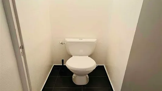 Rooms in Lyon - photo 4