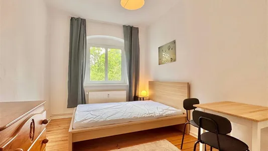 Apartments in Berlin Lichtenberg - photo 5