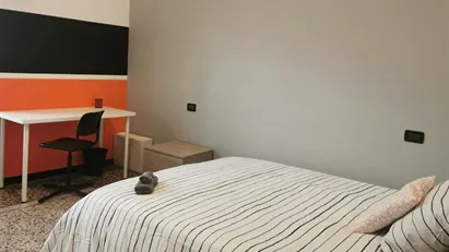 Room for rent in Genoa, Liguria