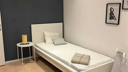 Room for rent in Brussels Sint-Joost-ten-Node, Brussels