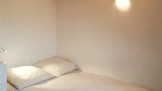 Apartments in Paris 8ème arrondissement - photo 4