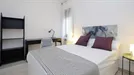 Room for rent, Barcelona Eixample, Barcelona, &lt;span class=&quot;blurred street&quot; onclick=&quot;ProcessAdRequest(7747801)&quot;&gt;&lt;span class=&quot;hint&quot;&gt;See streetname&lt;/span&gt;[xxxxxxxxxxxxx]&lt;/span&gt;