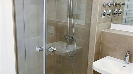 Rooms in Berlin Charlottenburg-Wilmersdorf - photo 3